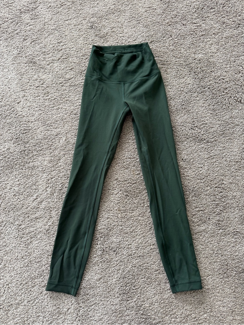 Lululemon Wunder Train leggings 25” in Legacy Green